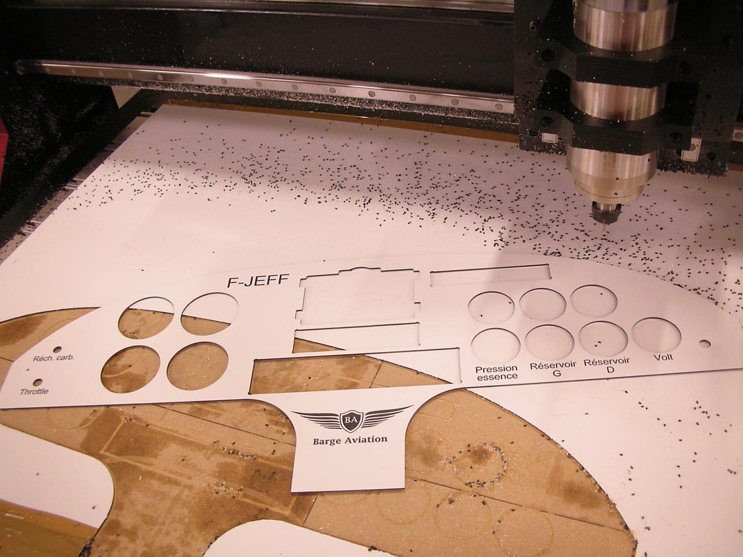 Gravure sur aluminium composite - Barge Aviation